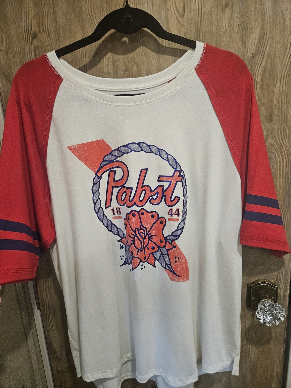 NWT* Pabst PBR White & Red & Blue Raglan Graphic Tee